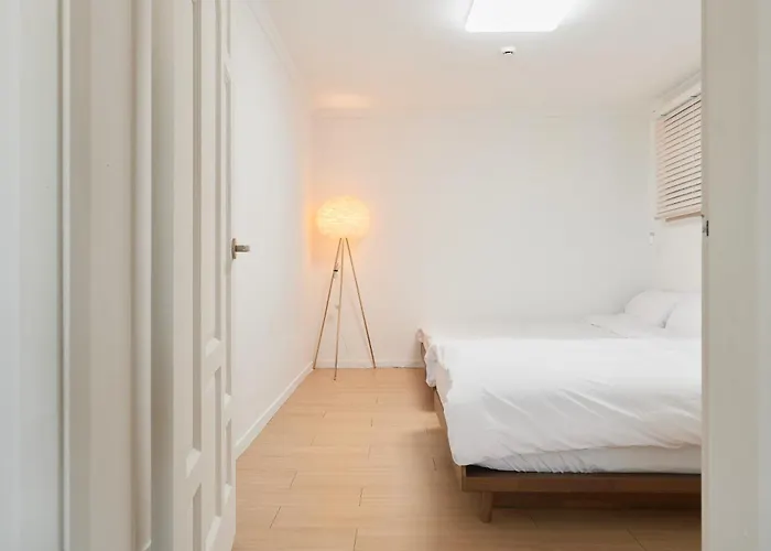 Salda Sinchon Apartment *