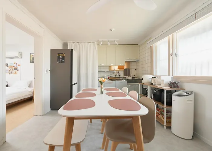 Salda Sinchon Apartment *